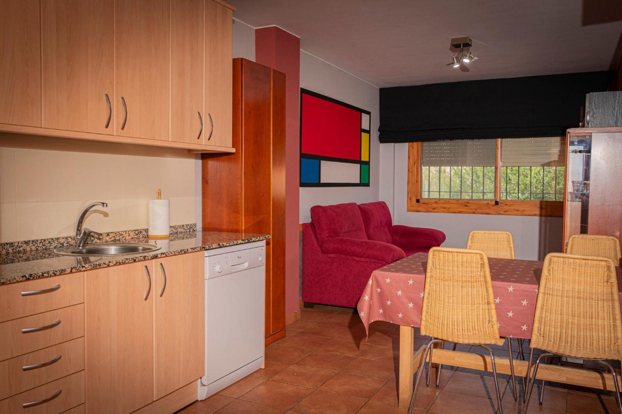 Casa Baja Apartment วาลเดร์โรเบรส ภายนอก รูปภาพ